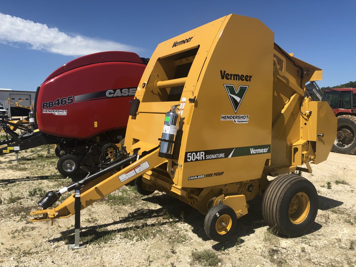 Vermeer 504R Signature Round Baler In Decatur Stephenville TX   Photo Jun 06 11 15 54 AM 1200x900 